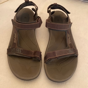 Teva‎ Sandals